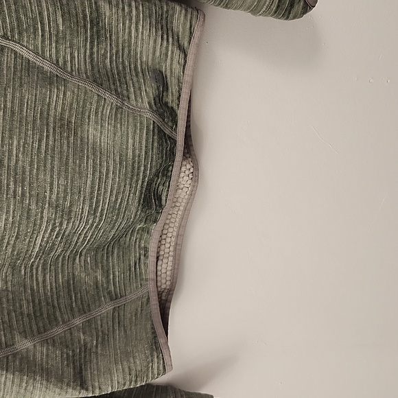 MEC grey long sleeve activewear top thumbholes hood XS - Picture 3 of 8